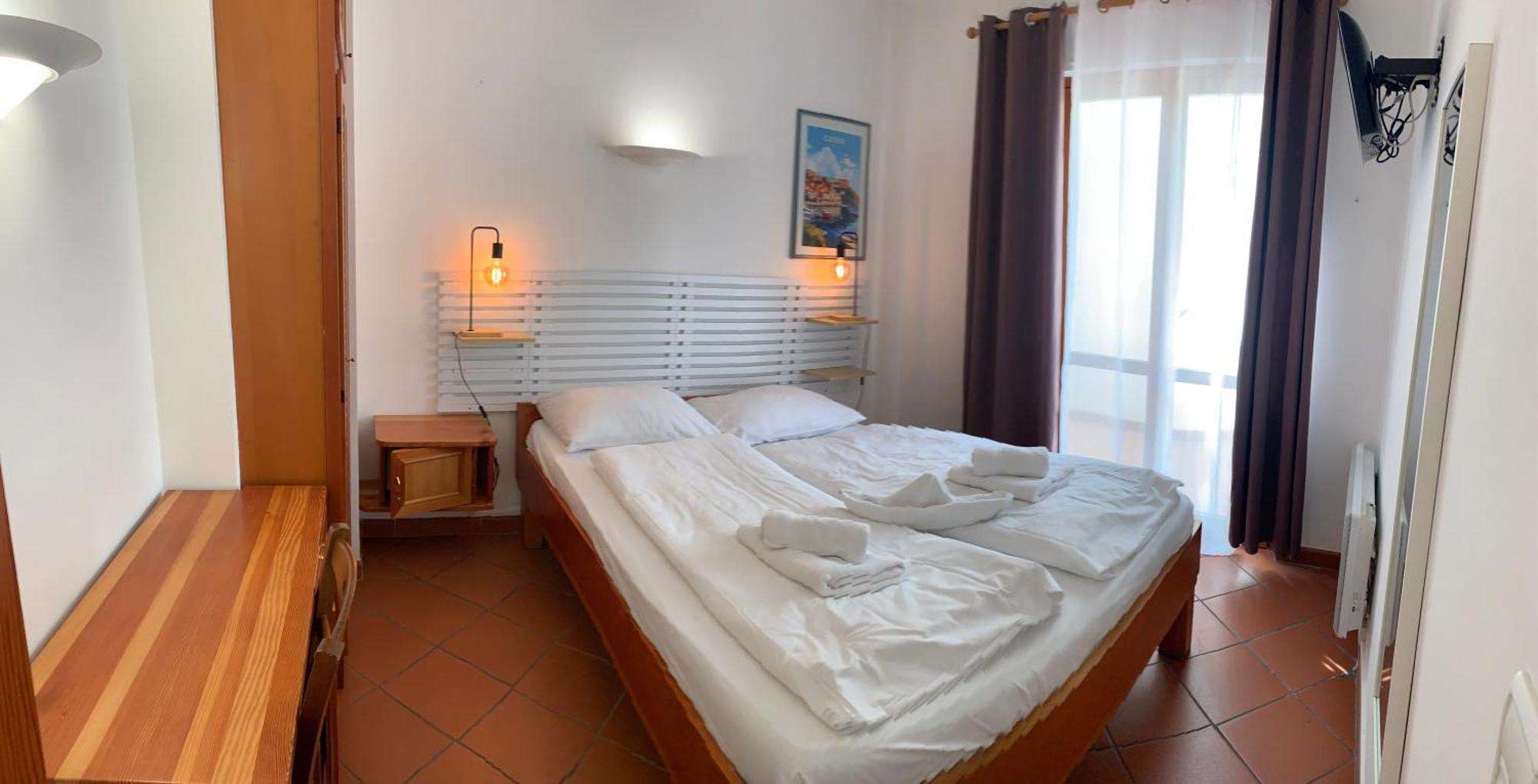 Hotel La Bastide Le Lavandou Luaran gambar