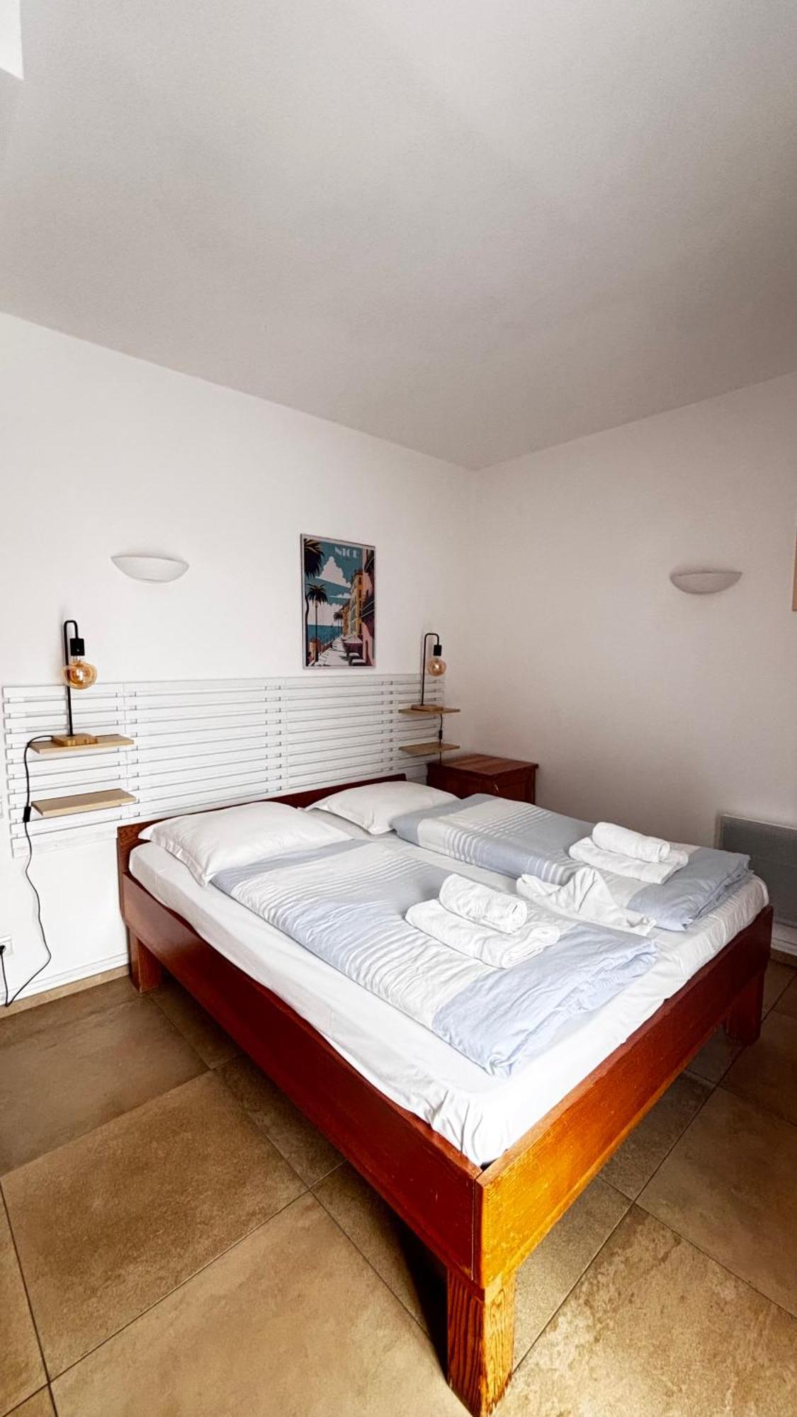 Hotel La Bastide Le Lavandou Luaran gambar