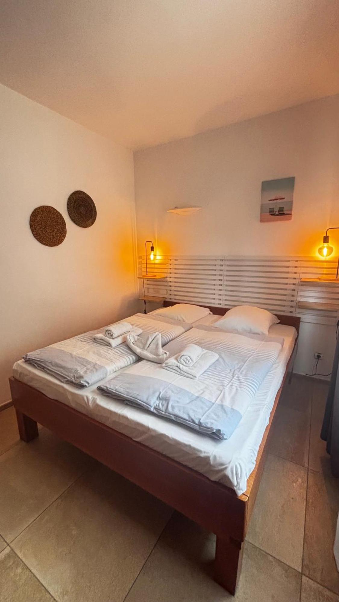 Hotel La Bastide Le Lavandou Luaran gambar