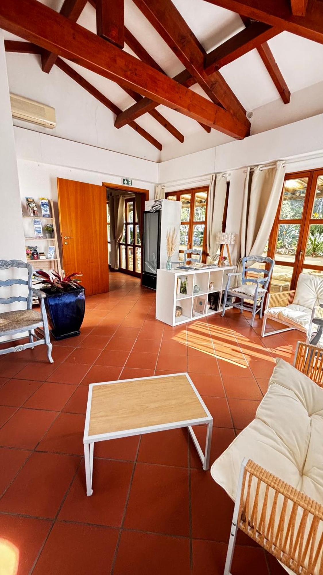 Hotel La Bastide Le Lavandou Luaran gambar
