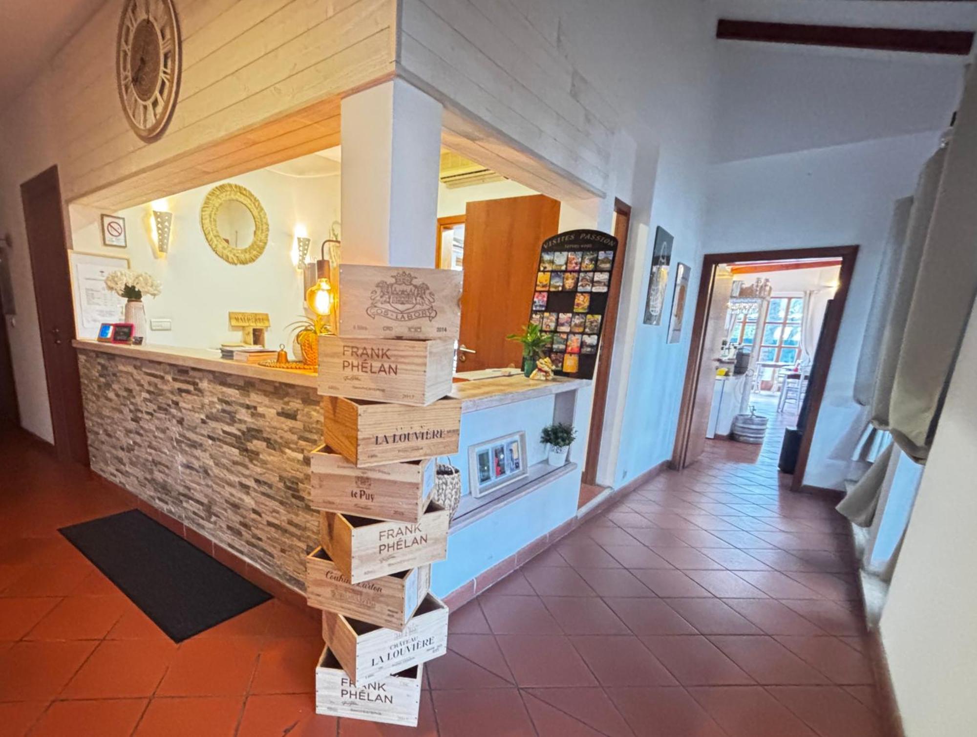 Hotel La Bastide Le Lavandou Luaran gambar
